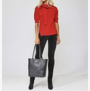 Black Loft Skinny Jeans Lightly Distressed 4